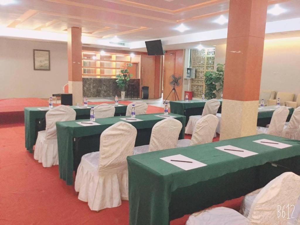 Dork Jumpa Hotel Vientiane Exterior photo